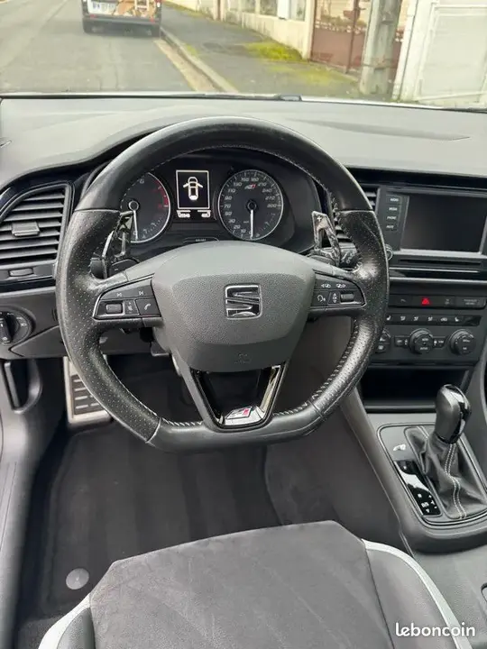 Seat Leon 2014 photo 3