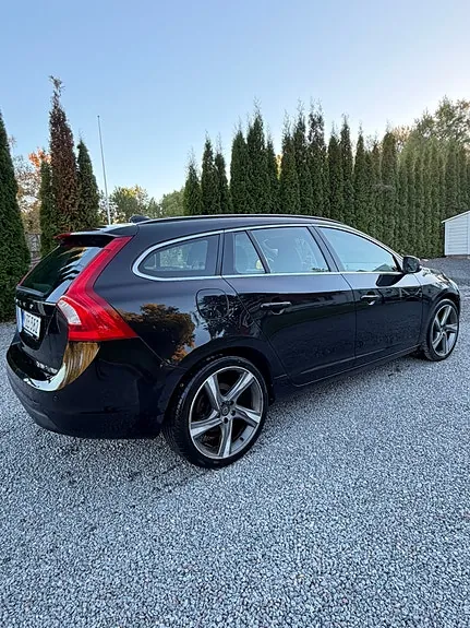 Volvo V60 2013 photo 3