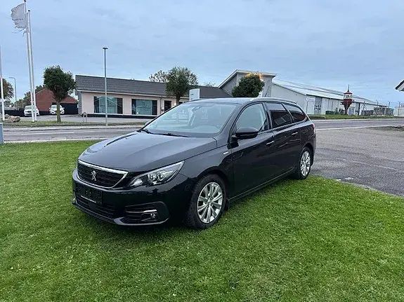 Peugeot 308 2019 photo 3
