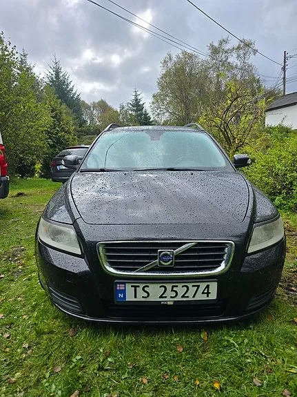 Volvo V50 2008 photo 2