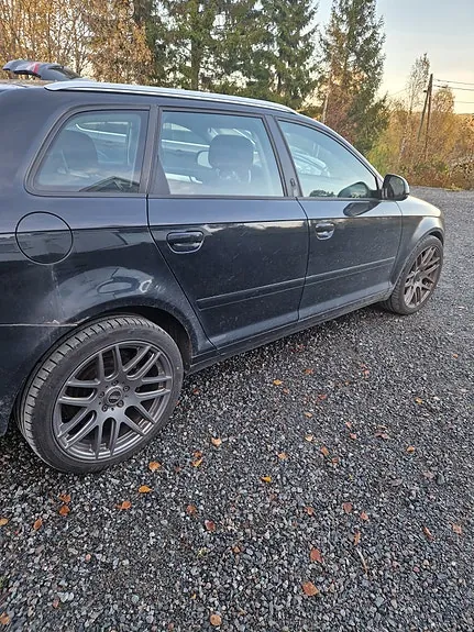 Audi A3 2010 photo 2