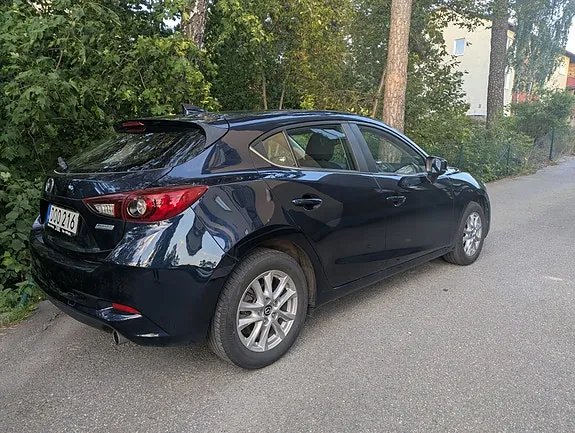 Mazda 3 2018 photo 4