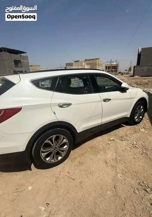Hyundai Santa Fe 2015 photo 2
