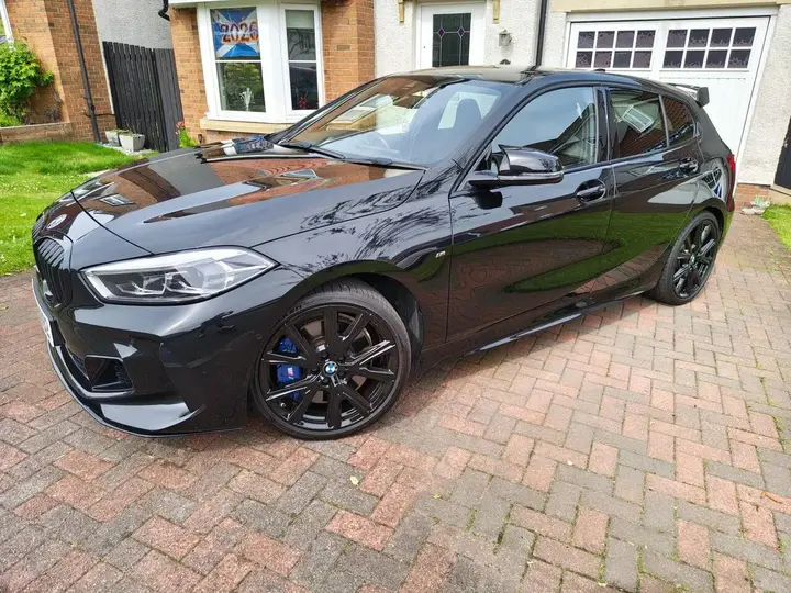 BMW 1 Series 2021 photo 2