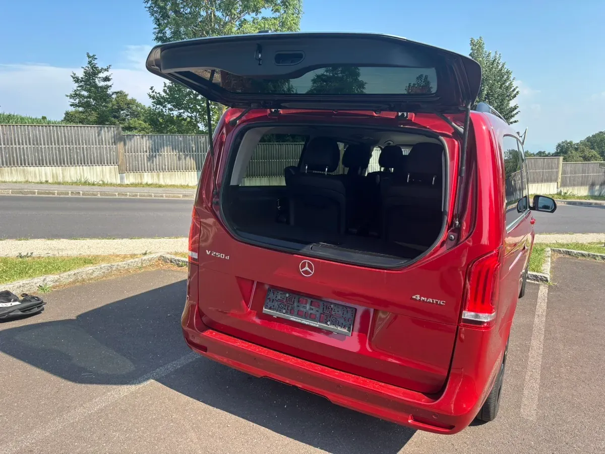 Mercedes-Benz V-Class 2021 photo 3