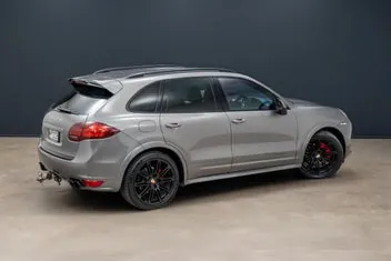 Porsche Cayenne 2012 photo 3