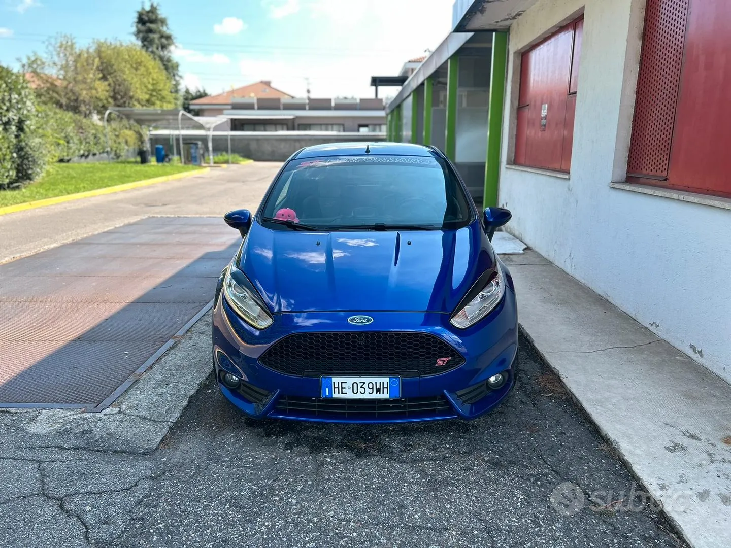 Ford Fiesta 2016 photo 2