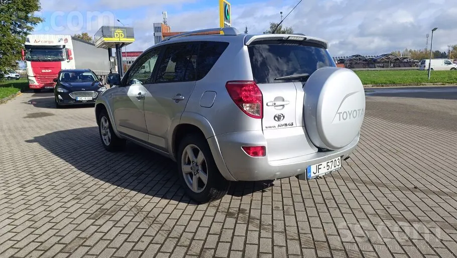 Toyota Rav4 2006 photo 5