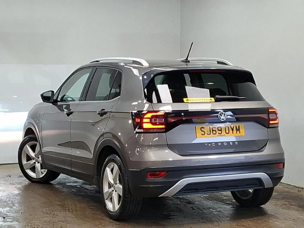 Volkswagen T-Cross 2019 photo 2