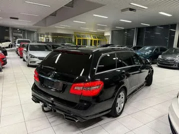 Mercedes-Benz E-Class 2010 photo 3
