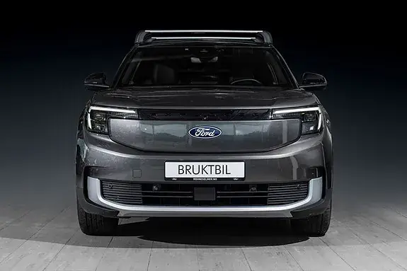 Ford Explorer 2026 photo 2