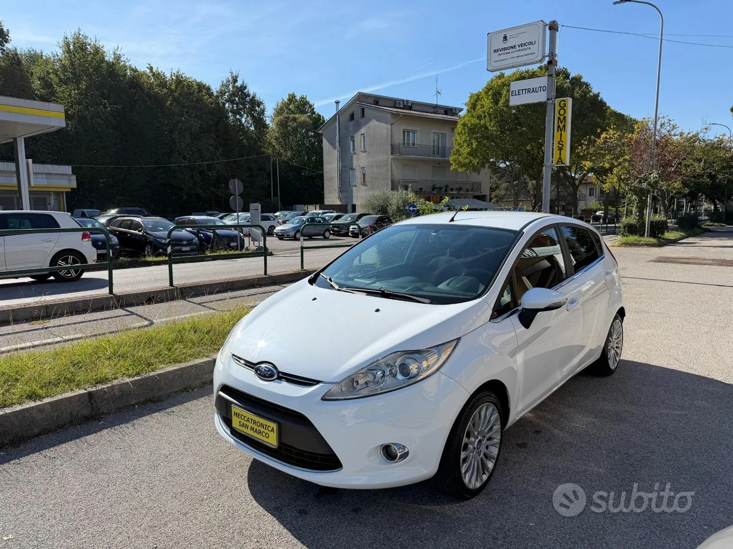 Ford Fiesta 2012 photo 3