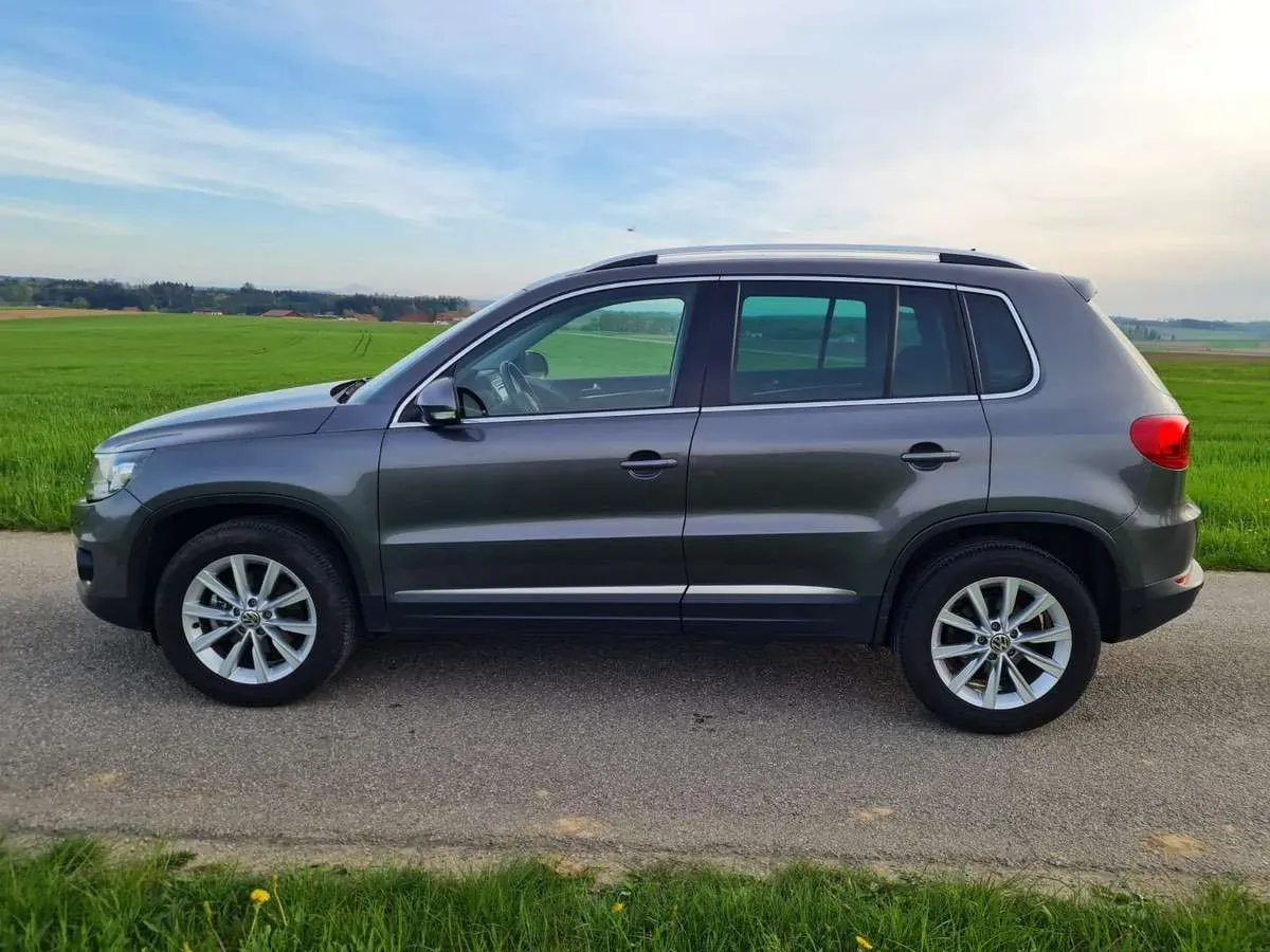 Volkswagen Tiguan 2012 photo 3