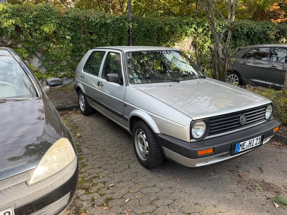 Volkswagen Golf 2
