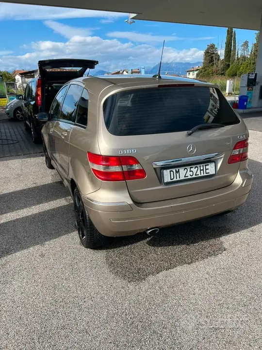 Mercedes-Benz B-Class 2008 photo 4