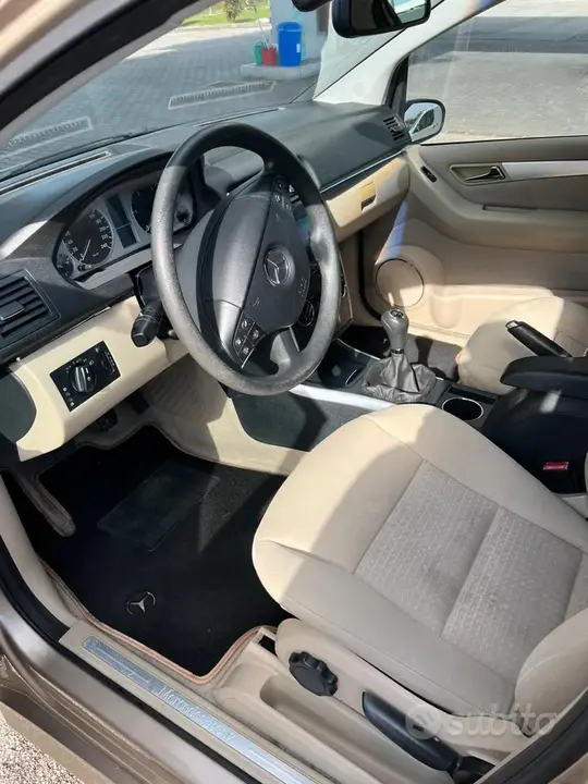 Mercedes-Benz B-Class 2008 photo 5