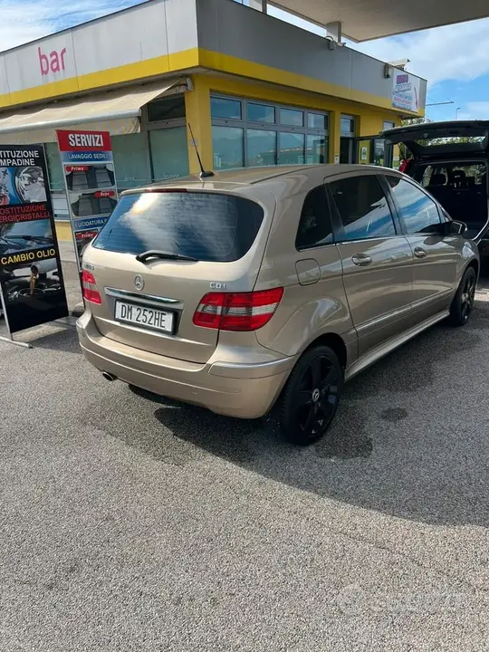 Mercedes-Benz B-Class 2008 photo 3