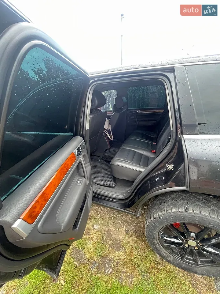 Volkswagen Touareg 2004 photo 3