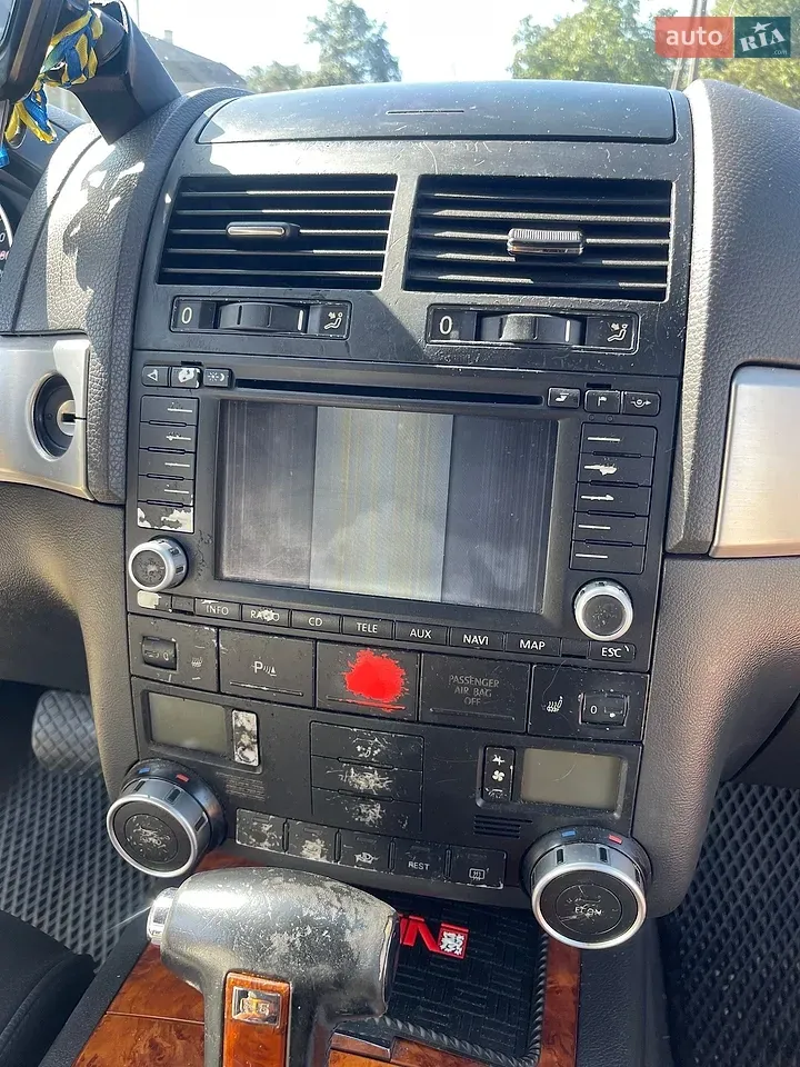 Volkswagen Touareg 2004 photo 5