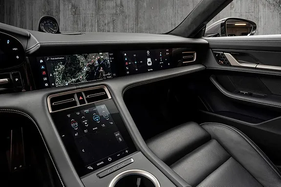 Porsche Taycan Turbo S 2021 photo 4