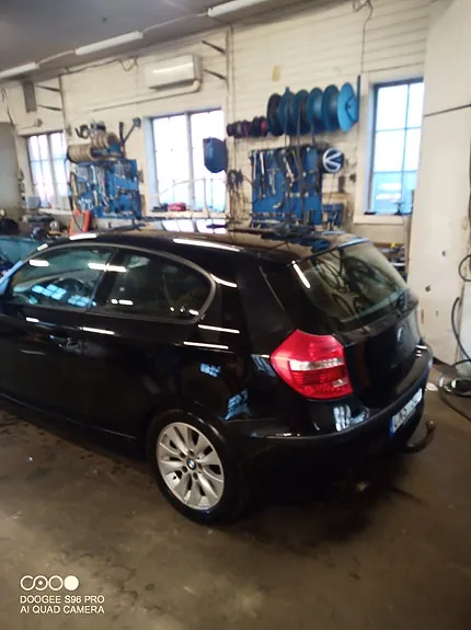 BMW 118D 2008 photo 2