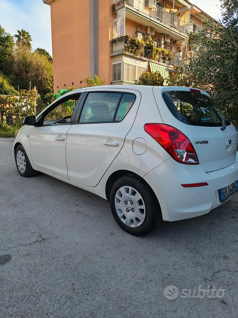Hyundai I20 2013 photo 4