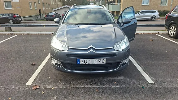 Citroen C5 2011 photo 2