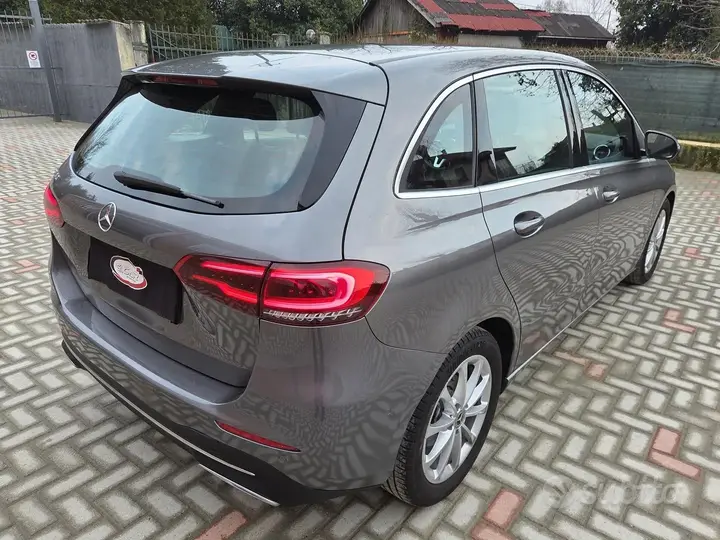 Mercedes-Benz B 180 2019 photo 3