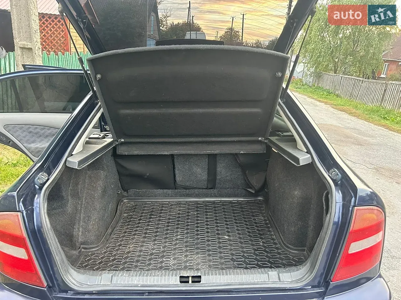 Skoda Octavia 2000 photo 4