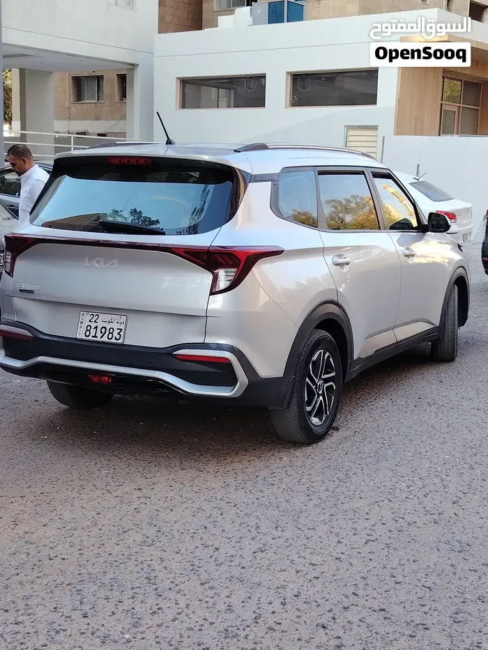 Kia Carens 2024 photo 4