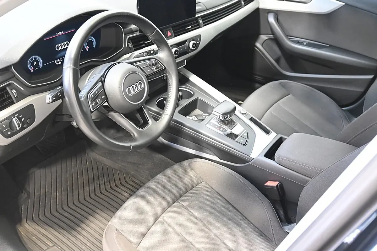 Audi A4 2019 photo 3
