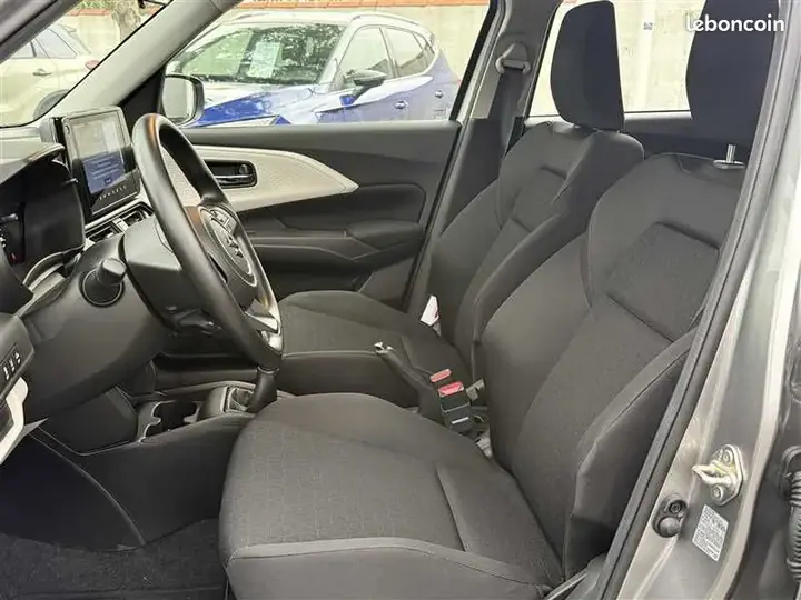 Suzuki Swift 2025 photo 5