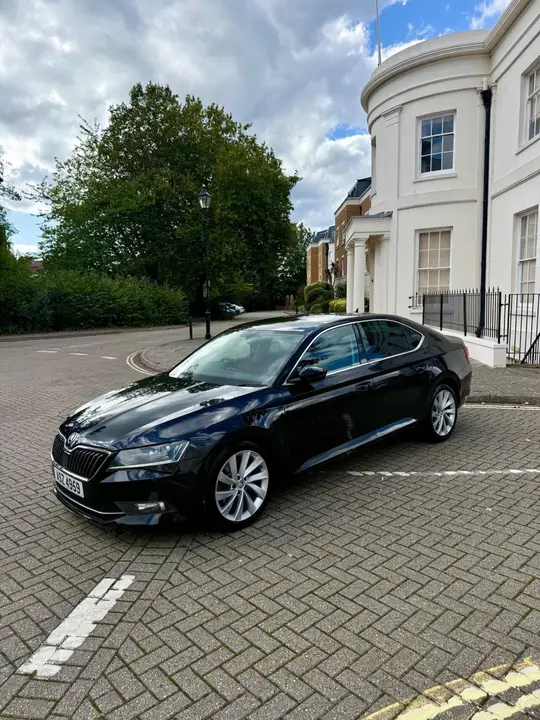 Skoda Superb 2017 photo 3