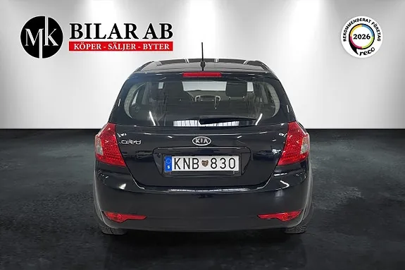 Kia Ceed 2010 photo 4