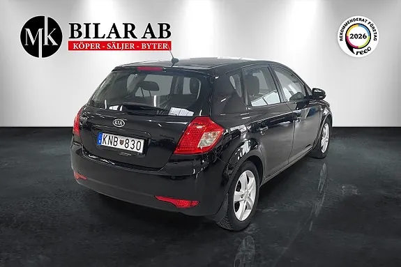 Kia Ceed 2010 photo 5