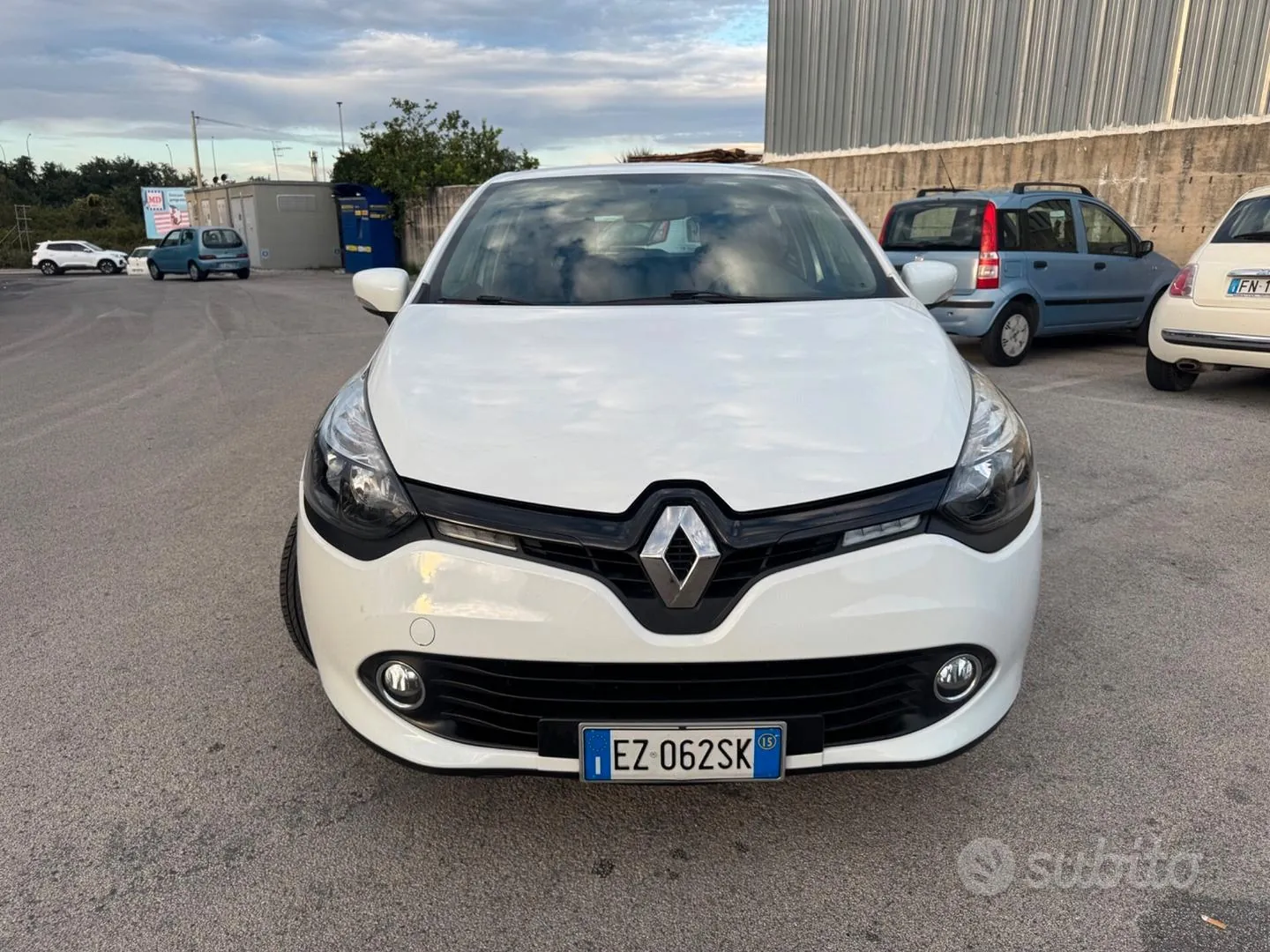 Renault Clio 2015 photo 3