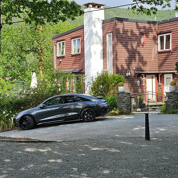 Hyundai Ioniq 6 2025 photo 2
