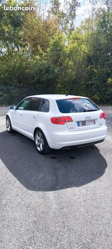 Audi A3 2012 photo 2