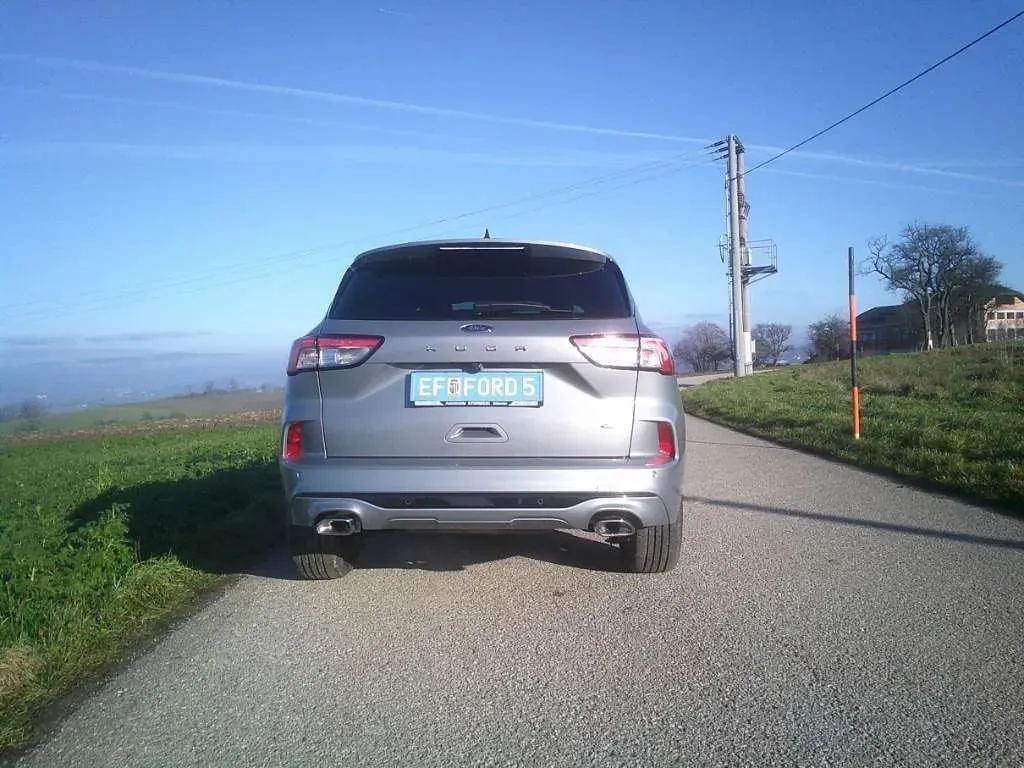 Ford Kuga 2021 photo 2