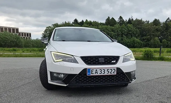 Seat Leon 2014 photo 4