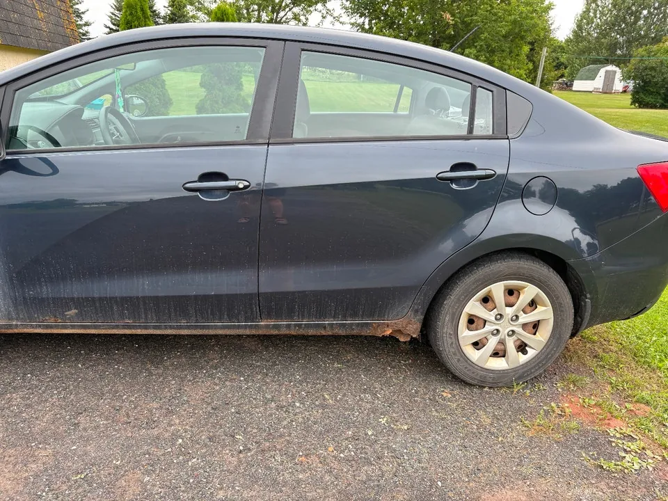 Kia Rio 2013 photo 5