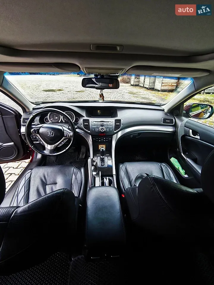 Honda Accord 2010 photo 5