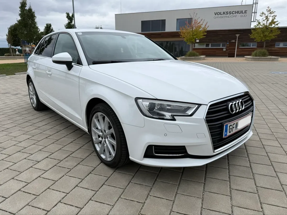 Audi A3 2019 photo 2