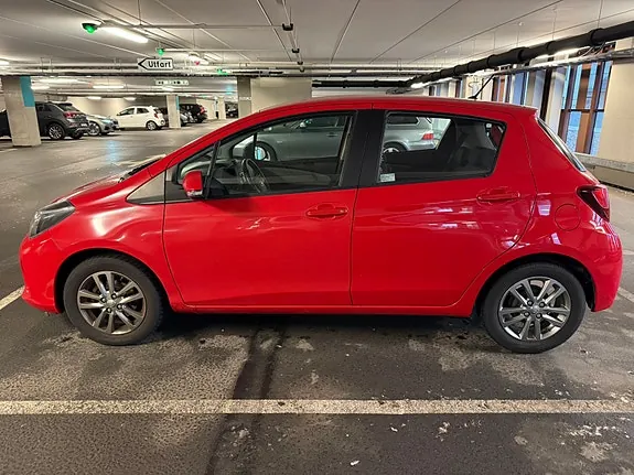 Toyota Yaris 2016 photo 2