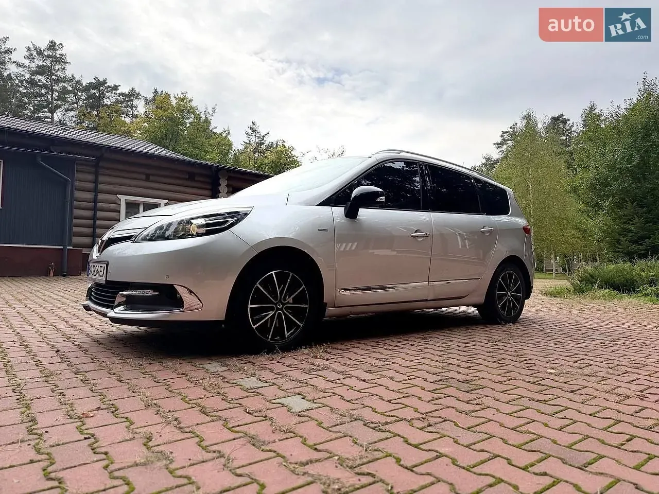 Renault Grand Scenic 2013 photo 3