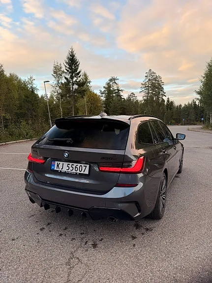 BMW 330E 2021 photo 2
