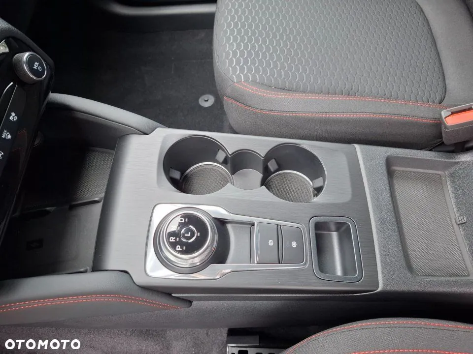 Ford Kuga 2026 photo 5