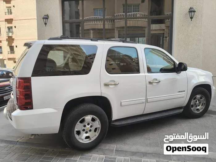 Chevrolet Tahoe 2011 photo 3