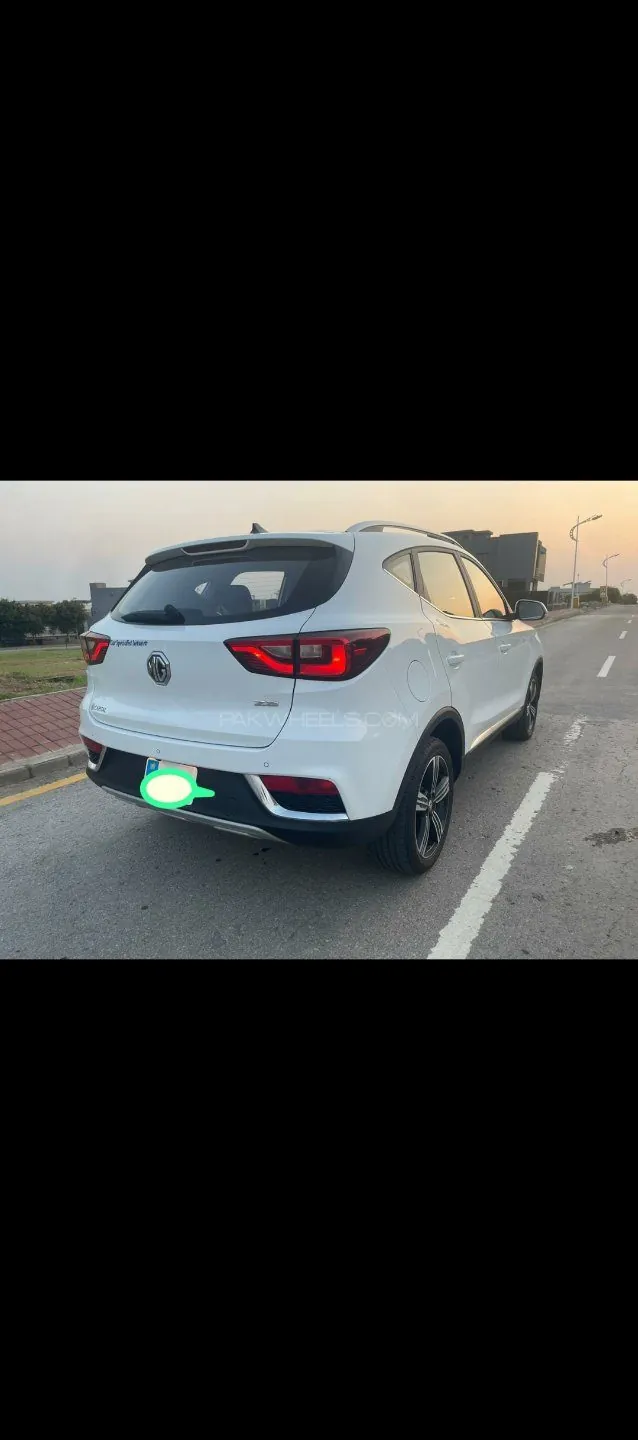 MG Zs