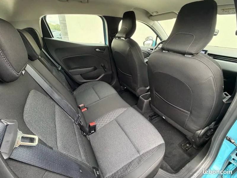 Renault Clio 2022 photo 4
